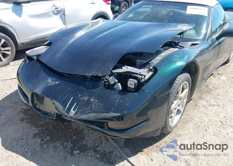 2000 Chevrolet Corvette из США, поврежденный, VIN 1G1YY32G2Y5111941